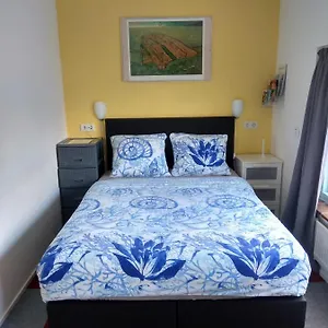 Bed & Breakfast Bed And Breakfast Amsterdam Holy Dove, Amsterdam